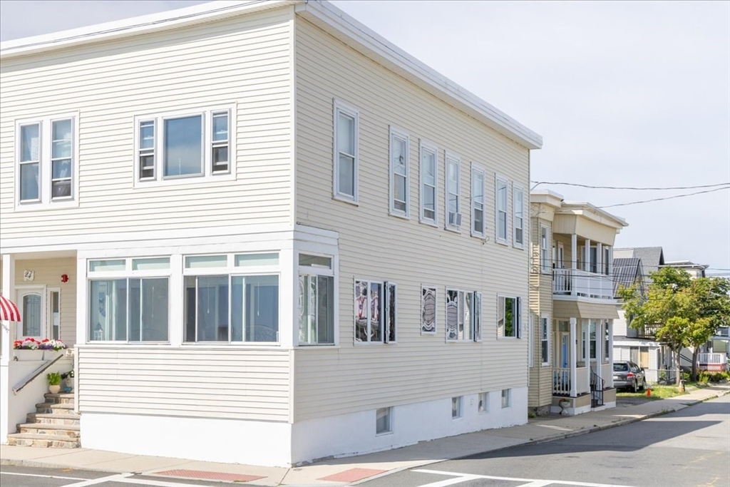 25 Winthrop Shore Drive # 1 Property Photo 1