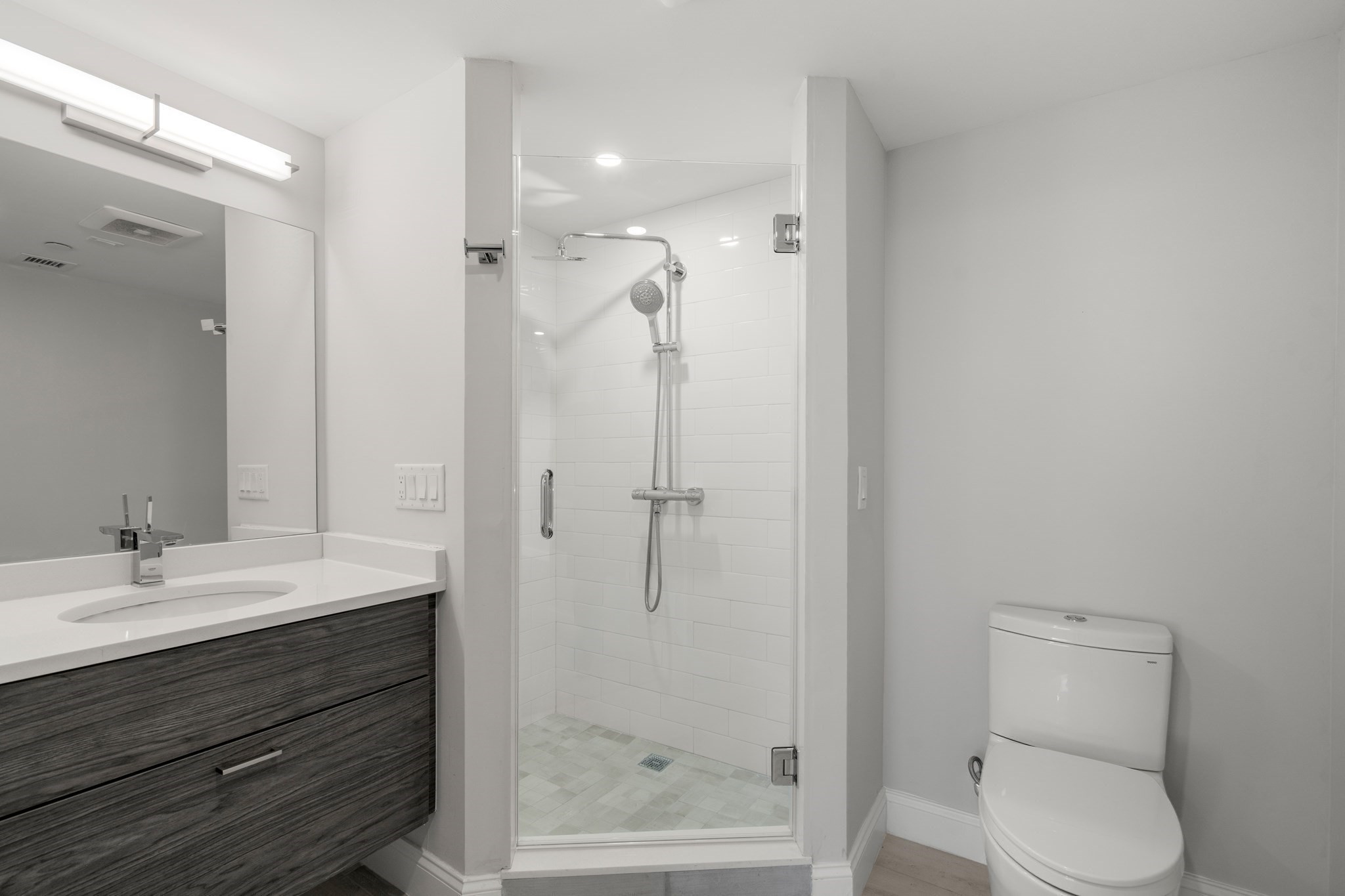 771 Harrison Ave. Property Photo 8