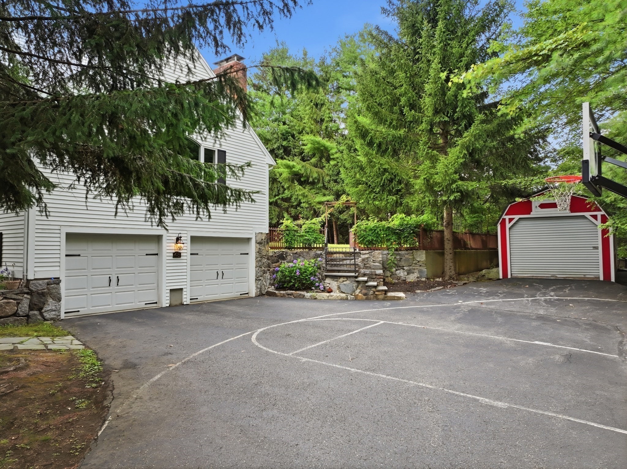 48 Fitchburg St Property Photo 29