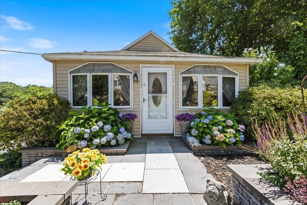 6 Exeter Pl Property Photo 3