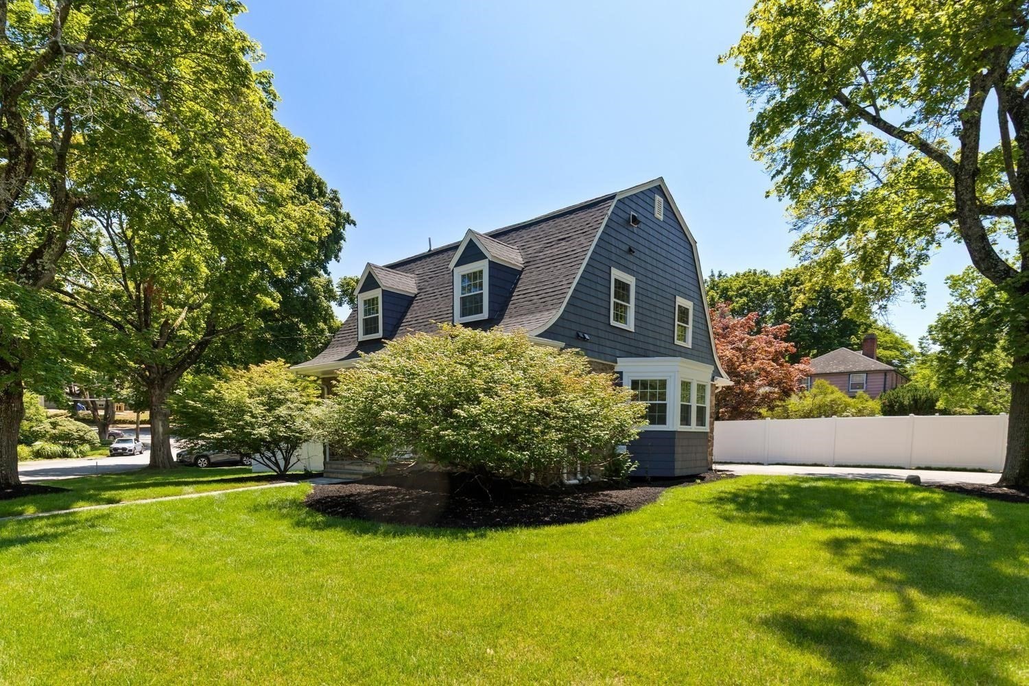 1 Town Way Property Photo 1