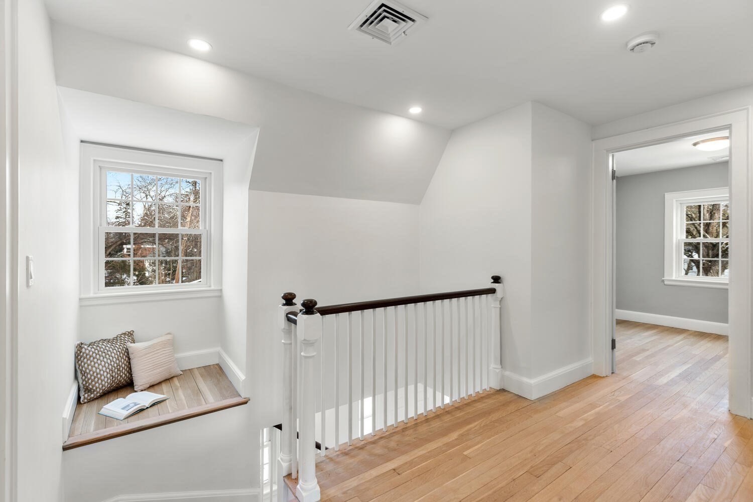 1 Town Way Property Photo 18