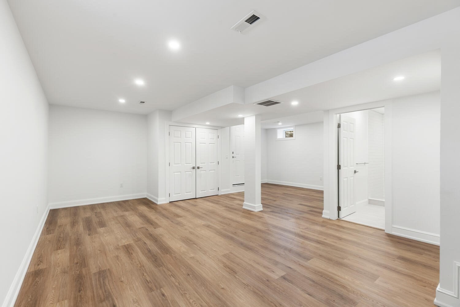 1 Town Way Property Photo 30