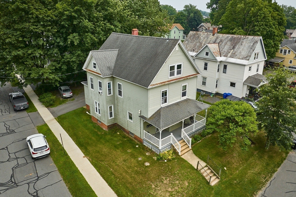135 School St Property Photo 1