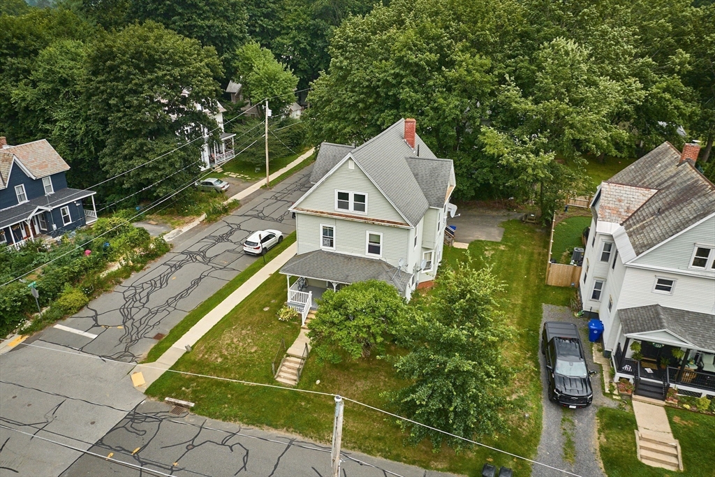 135 School St Property Photo 2