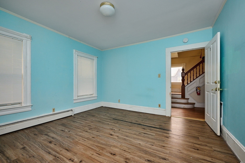 135 School St Property Photo 9