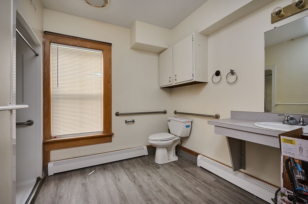 135 School St Property Photo 13