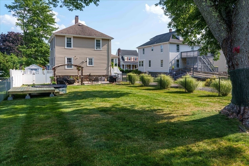 1 Richmond Ave Property Photo 27