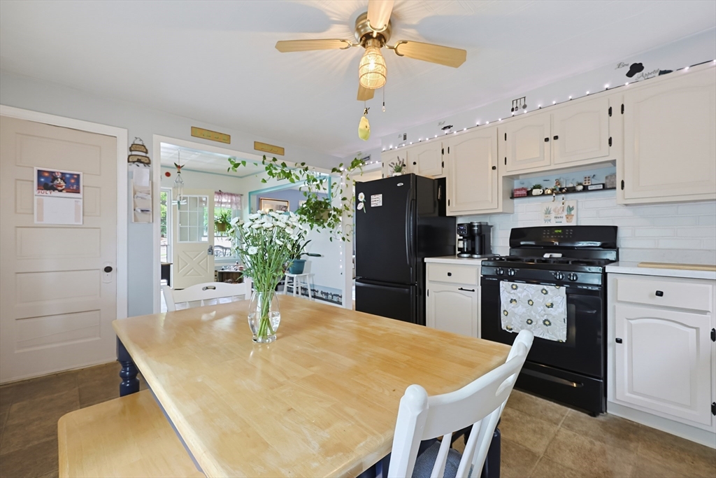 36 Laurier St Property Photo 12