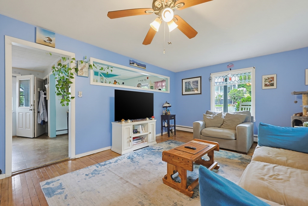 36 Laurier St Property Photo 16