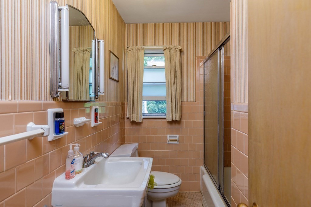 50 Lovewell Street Property Photo 18