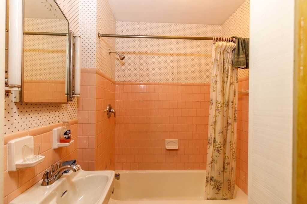 50 Lovewell Street Property Photo 23