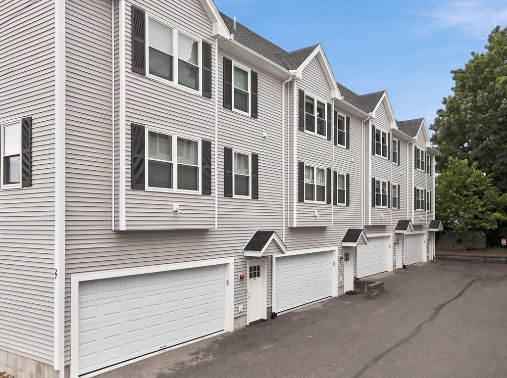 27-b Orchard St # 27b Property Photo 1