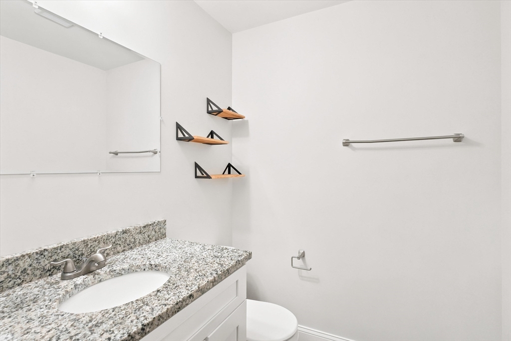 27-b Orchard St # 27b Property Photo 16