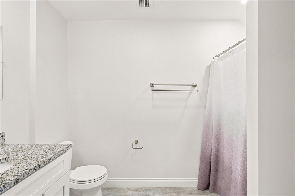 27-b Orchard St # 27b Property Photo 23