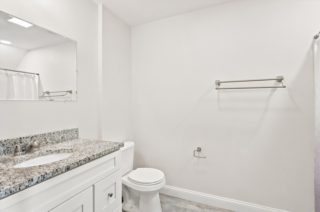 27-b Orchard St # 27b Property Photo 24