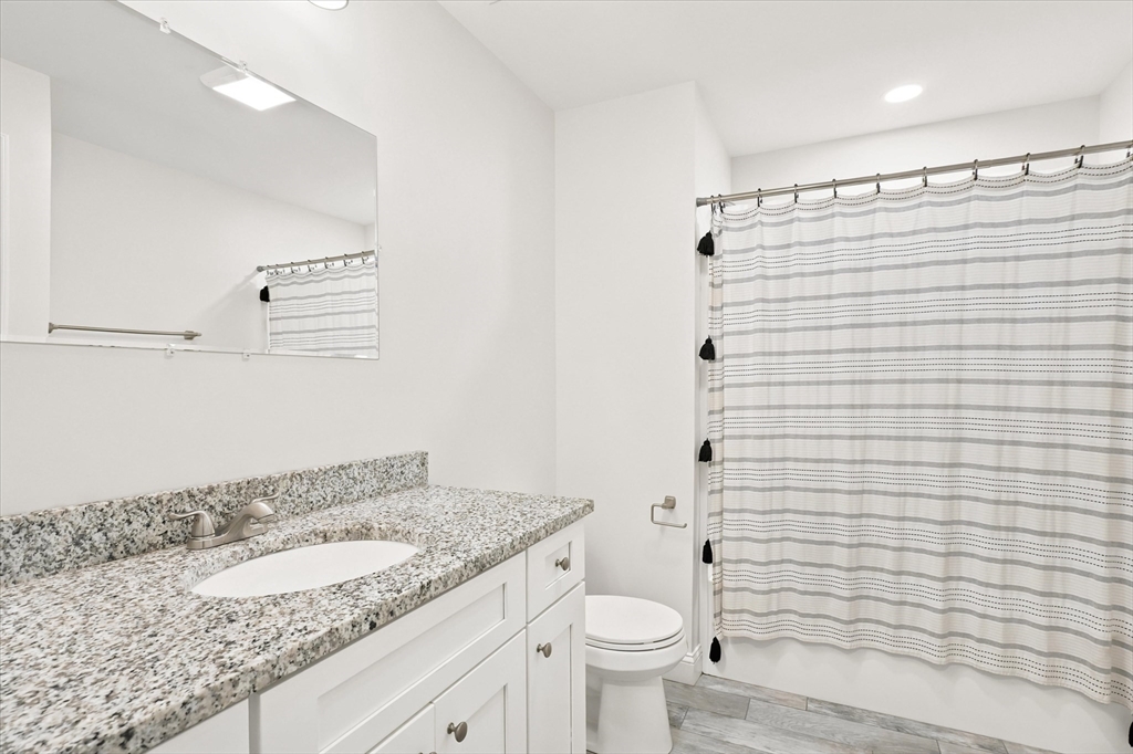 27-b Orchard St # 27b Property Photo 25