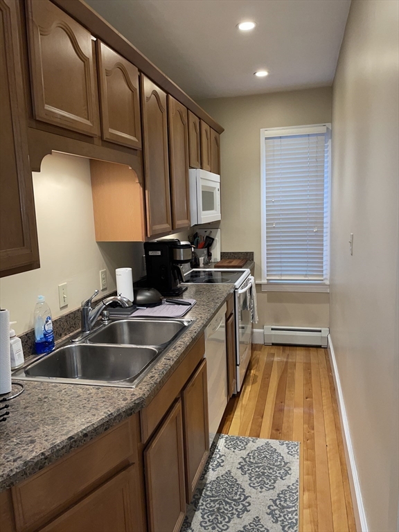 150 Ingleside Property Photo 4