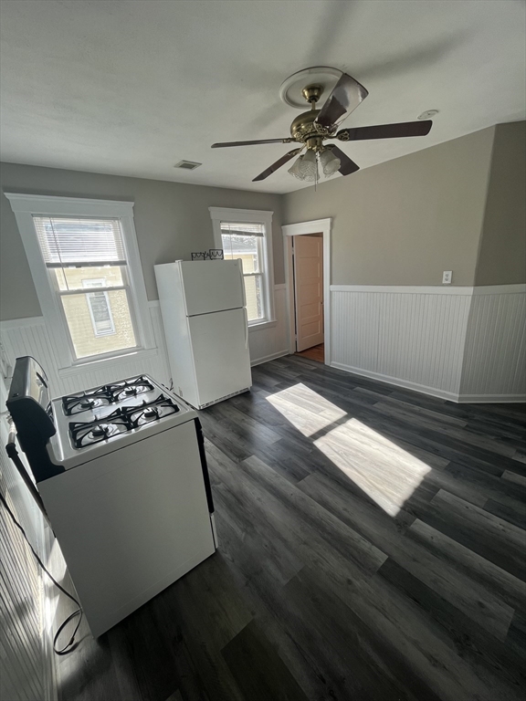 150 Ingleside Property Photo 18