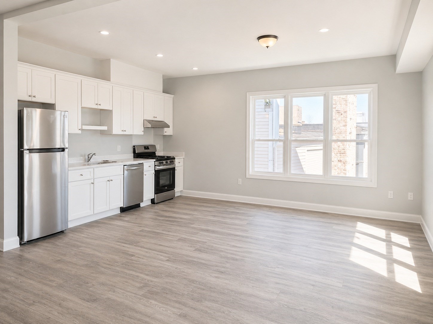 760-770 Washington St. # 305 Property Photo 2