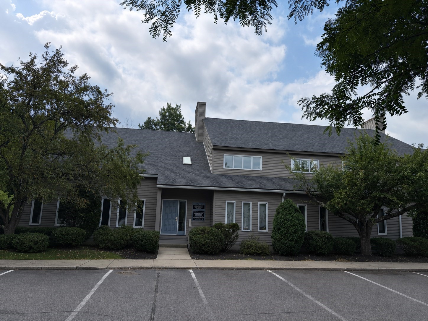 321 Boston Post Road Property Photo 1