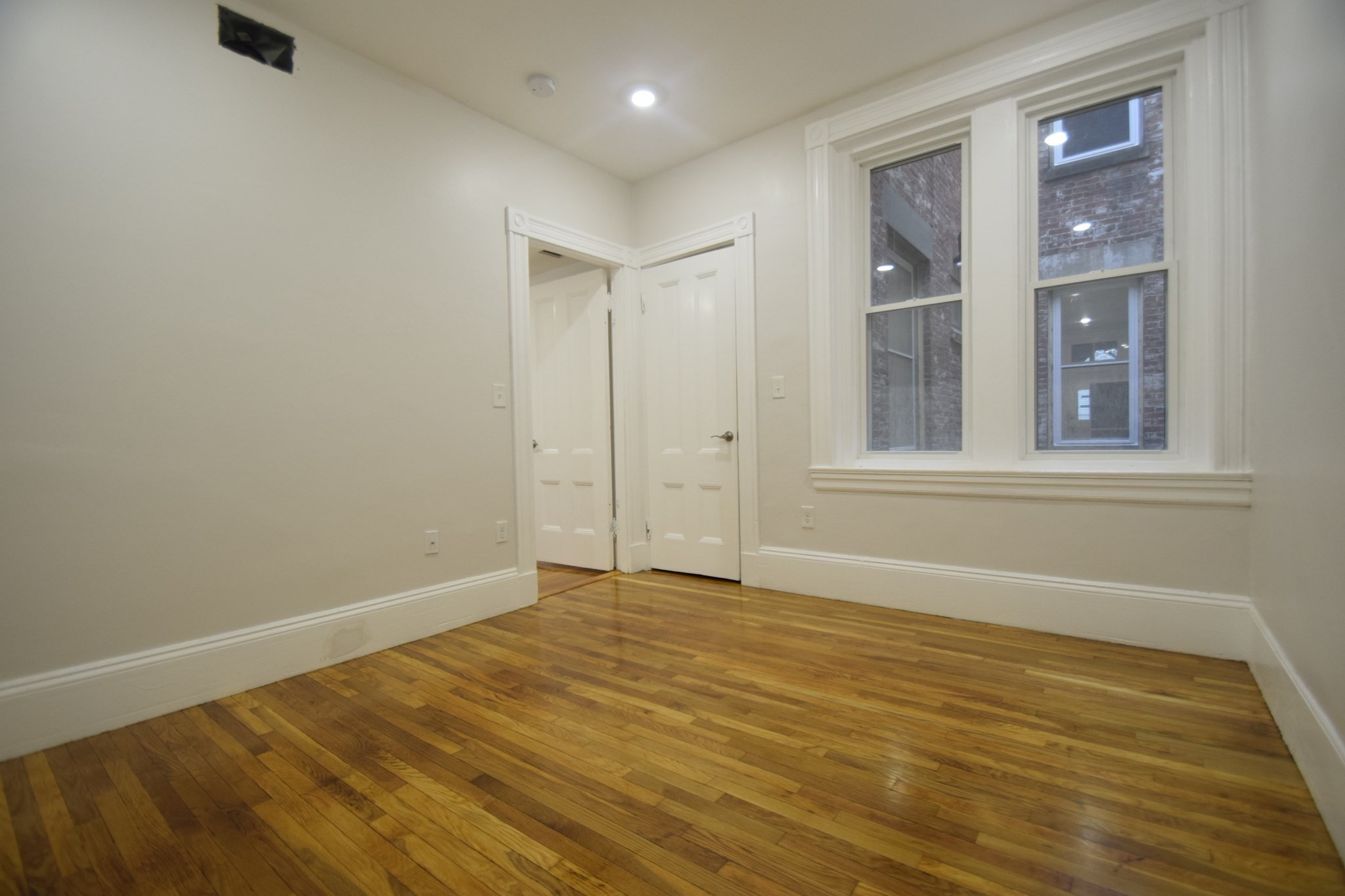 31 Harvard St. # 2 Property Photo 9