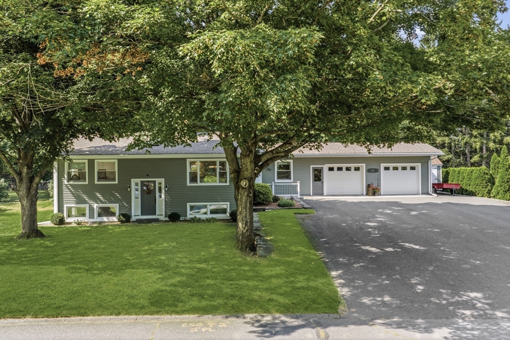 6 W Park Dr Property Photo 1