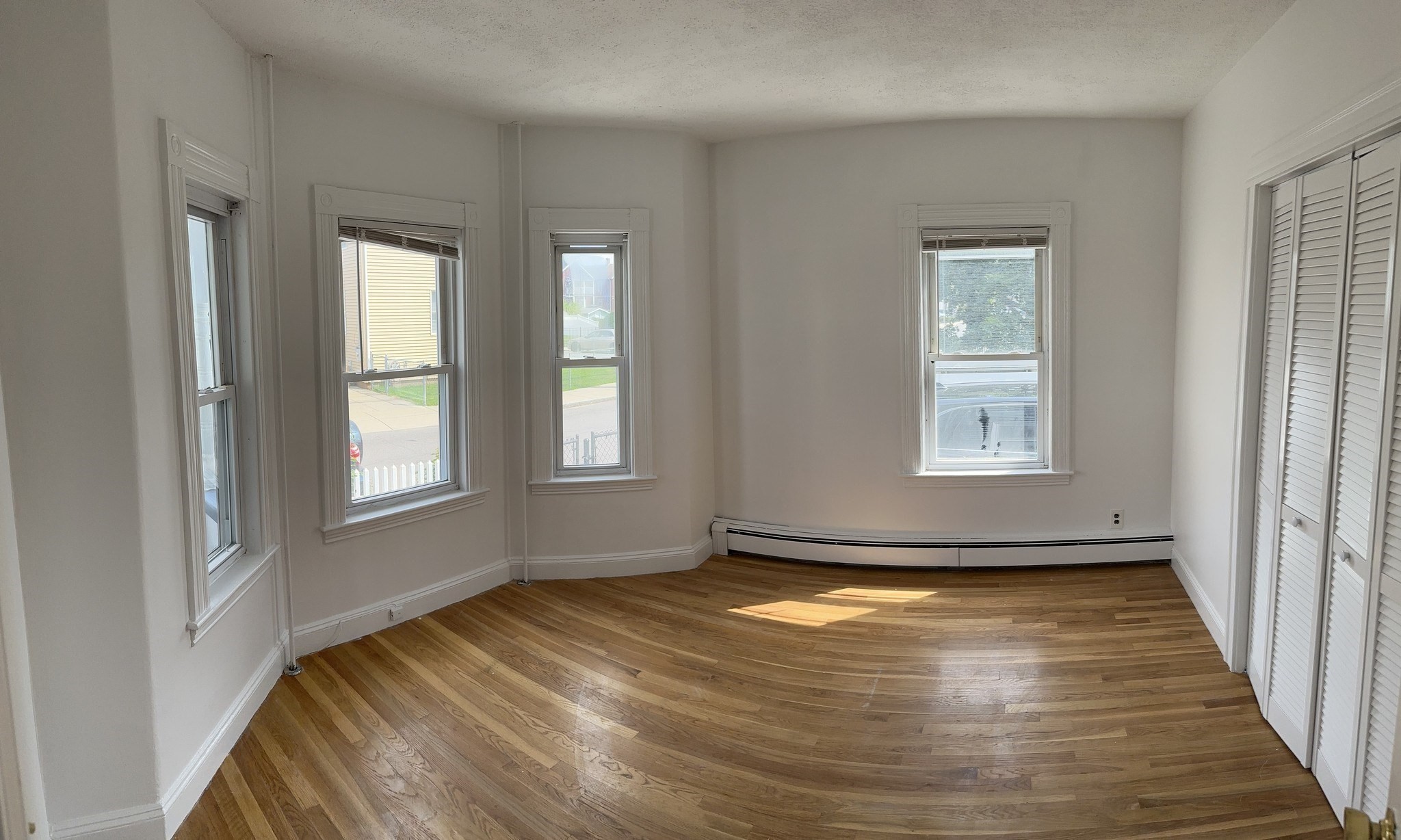 58-60 Waverly St # 1 Property Photo 3