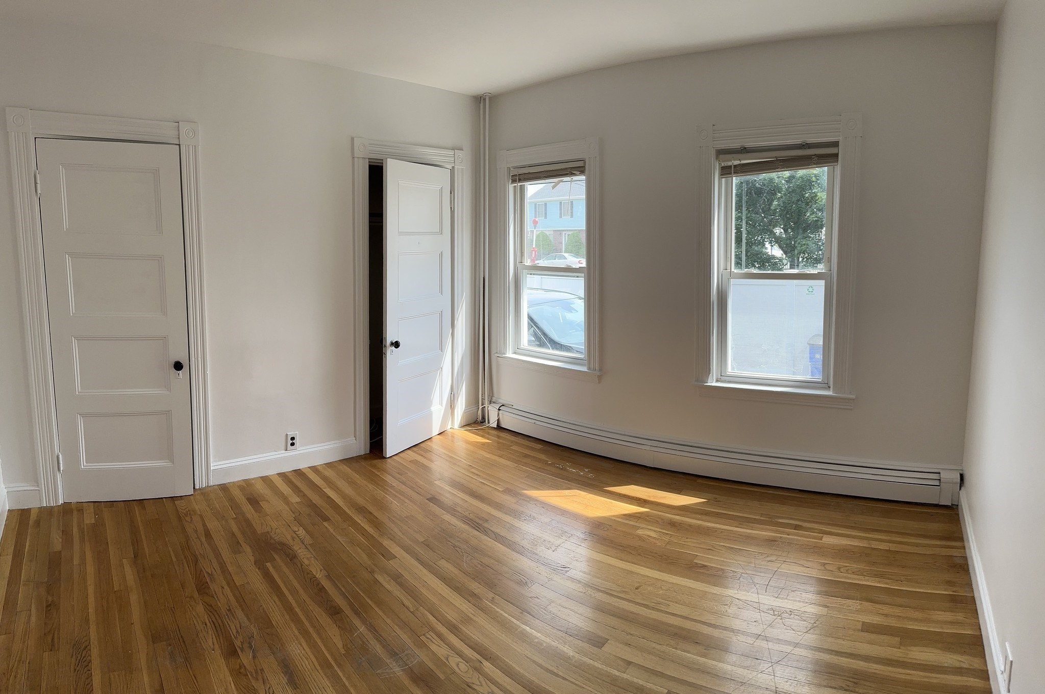 58-60 Waverly St # 1 Property Photo 4