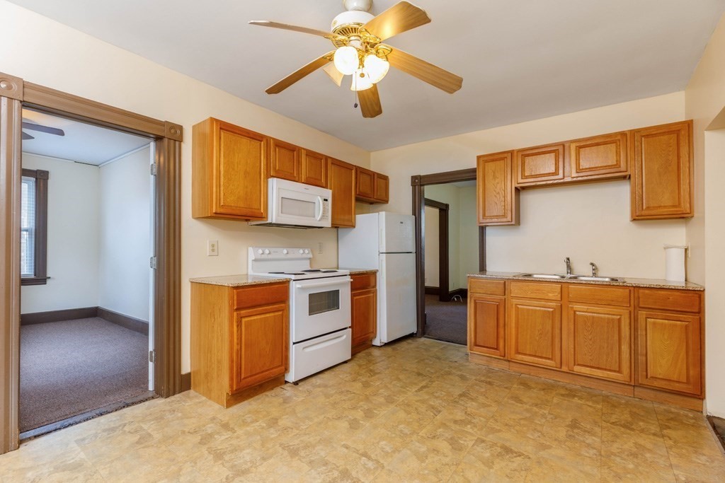 206 Union Street Property Photo 2