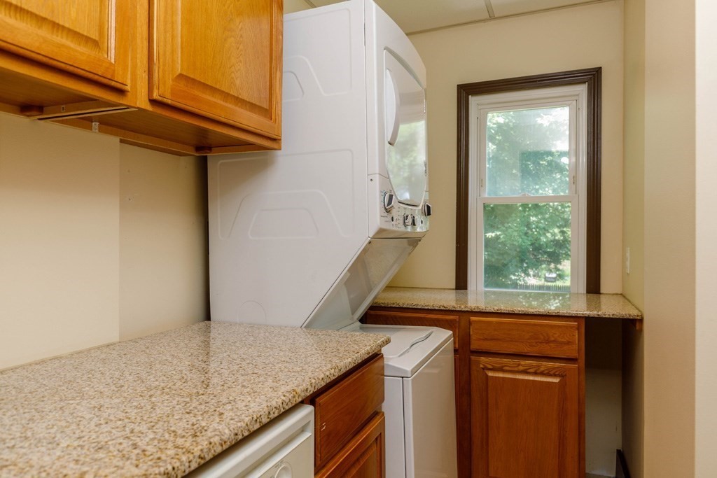 206 Union Street Property Photo 3