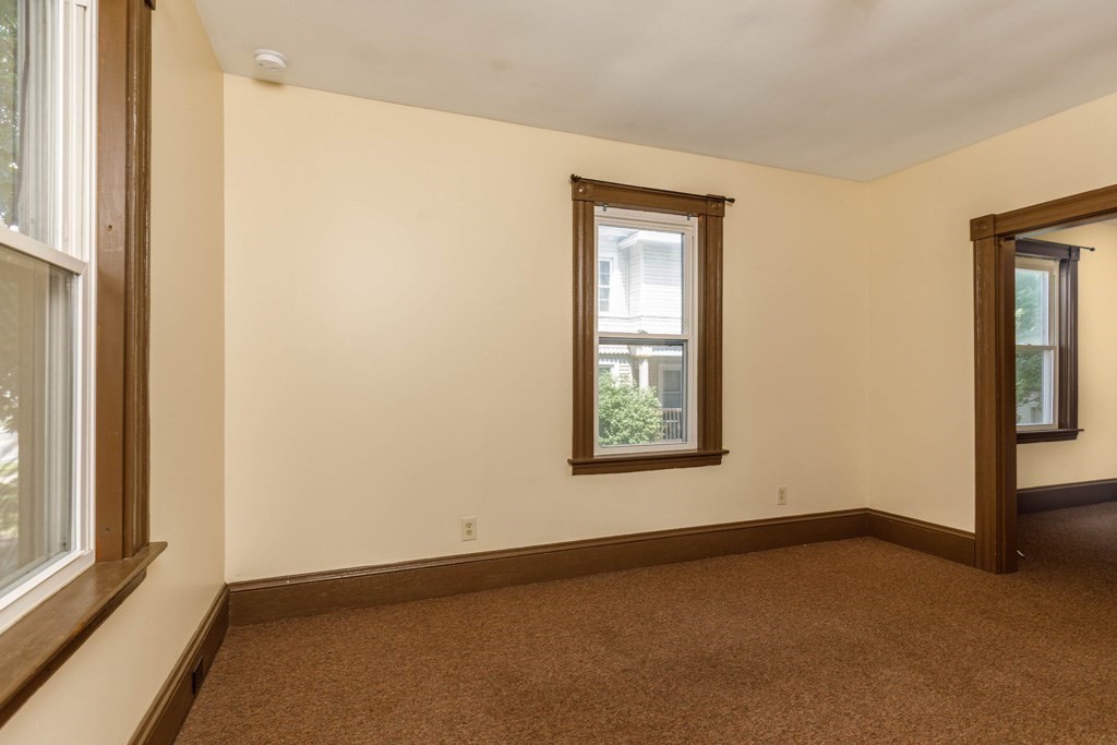 206 Union Street Property Photo 6