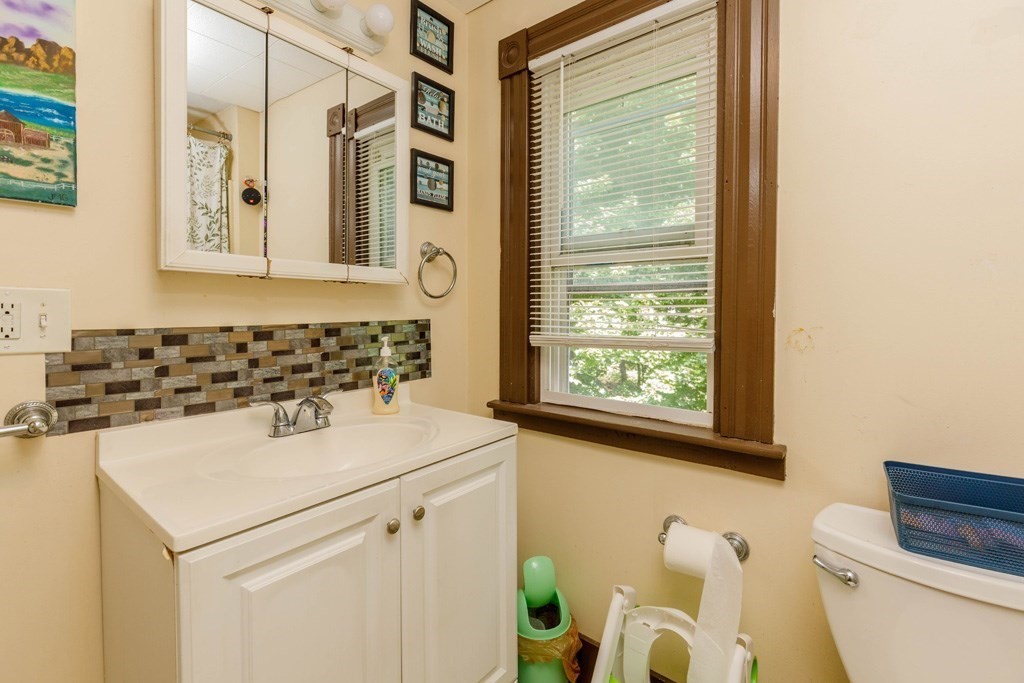 206 Union Street Property Photo 15