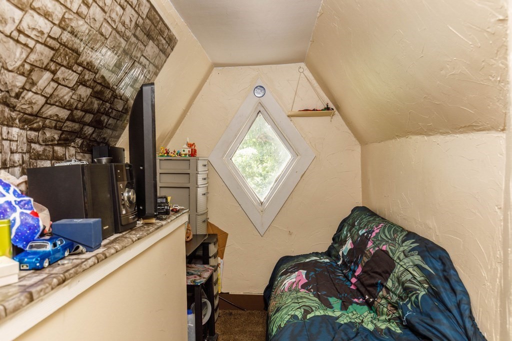 206 Union Street Property Photo 19
