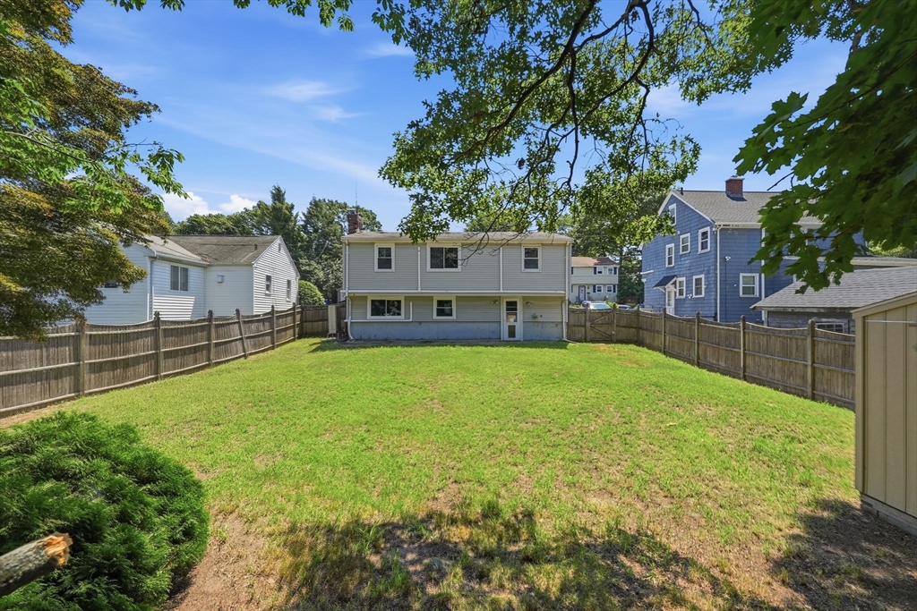 8 Bossi Ave Property Photo 28