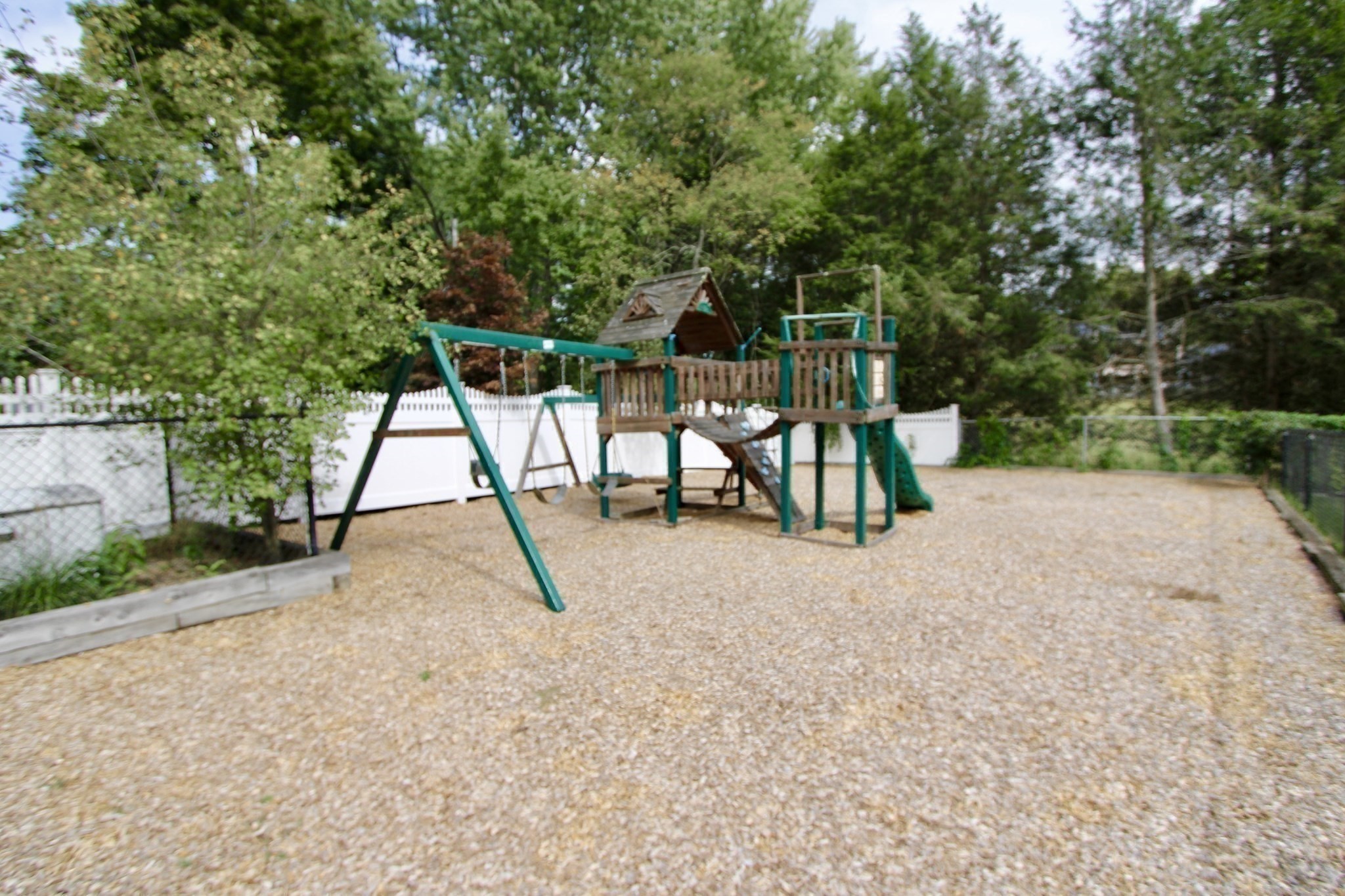10 Stoneybrook Drive Property Photo 40
