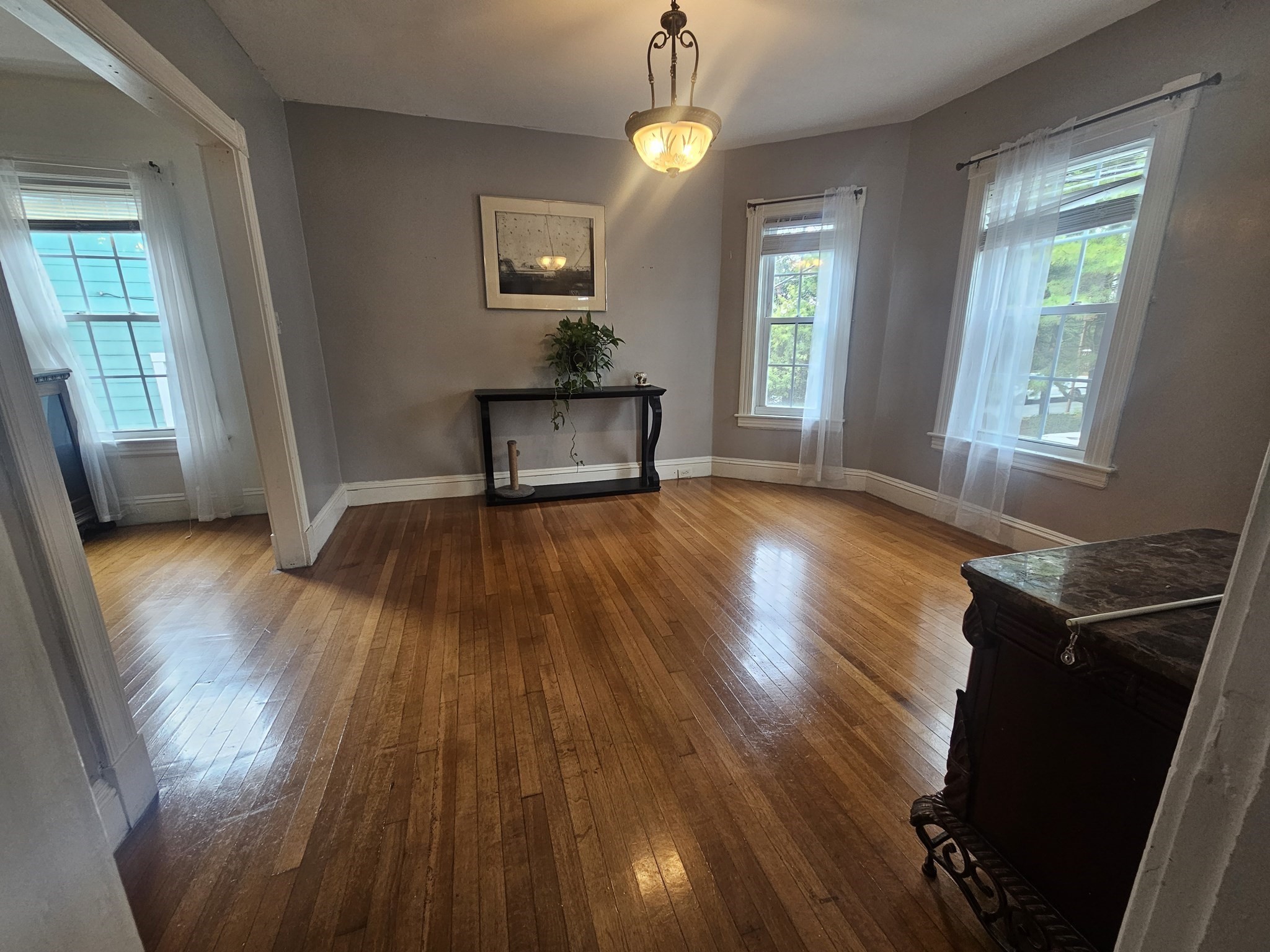 35 Farmland Rd Property Photo 8