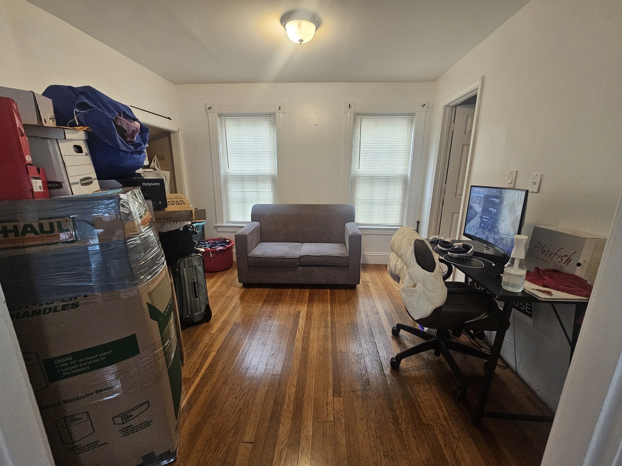 35 Farmland Rd Property Photo 16