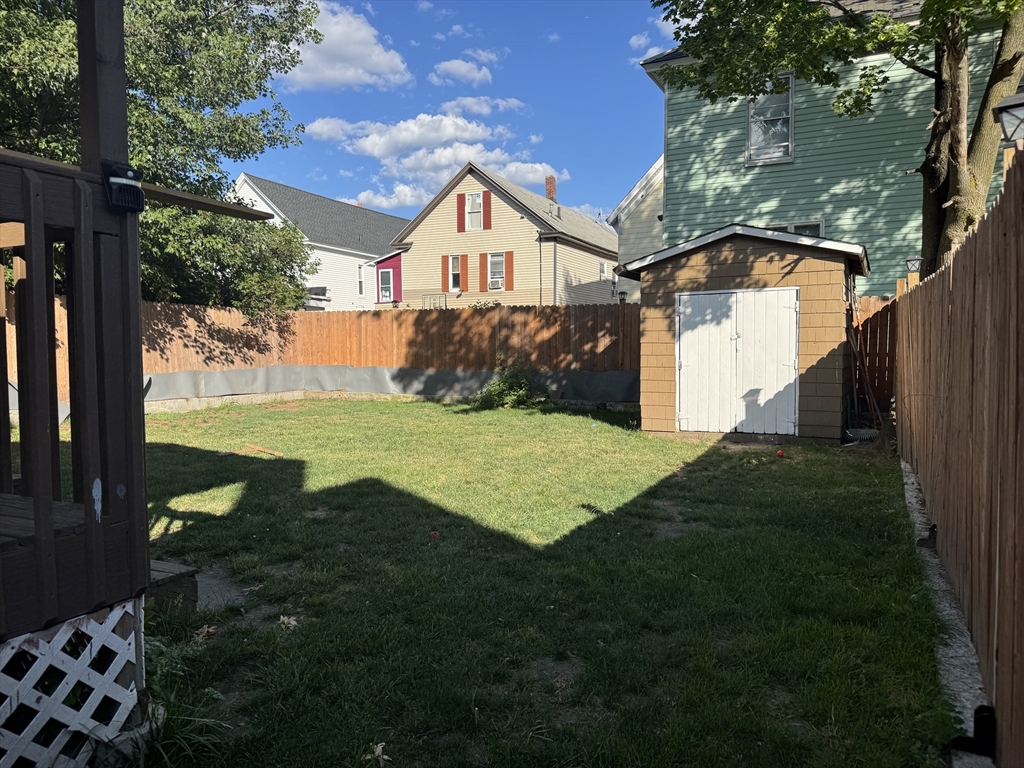 35 Farmland Rd Property Photo 18