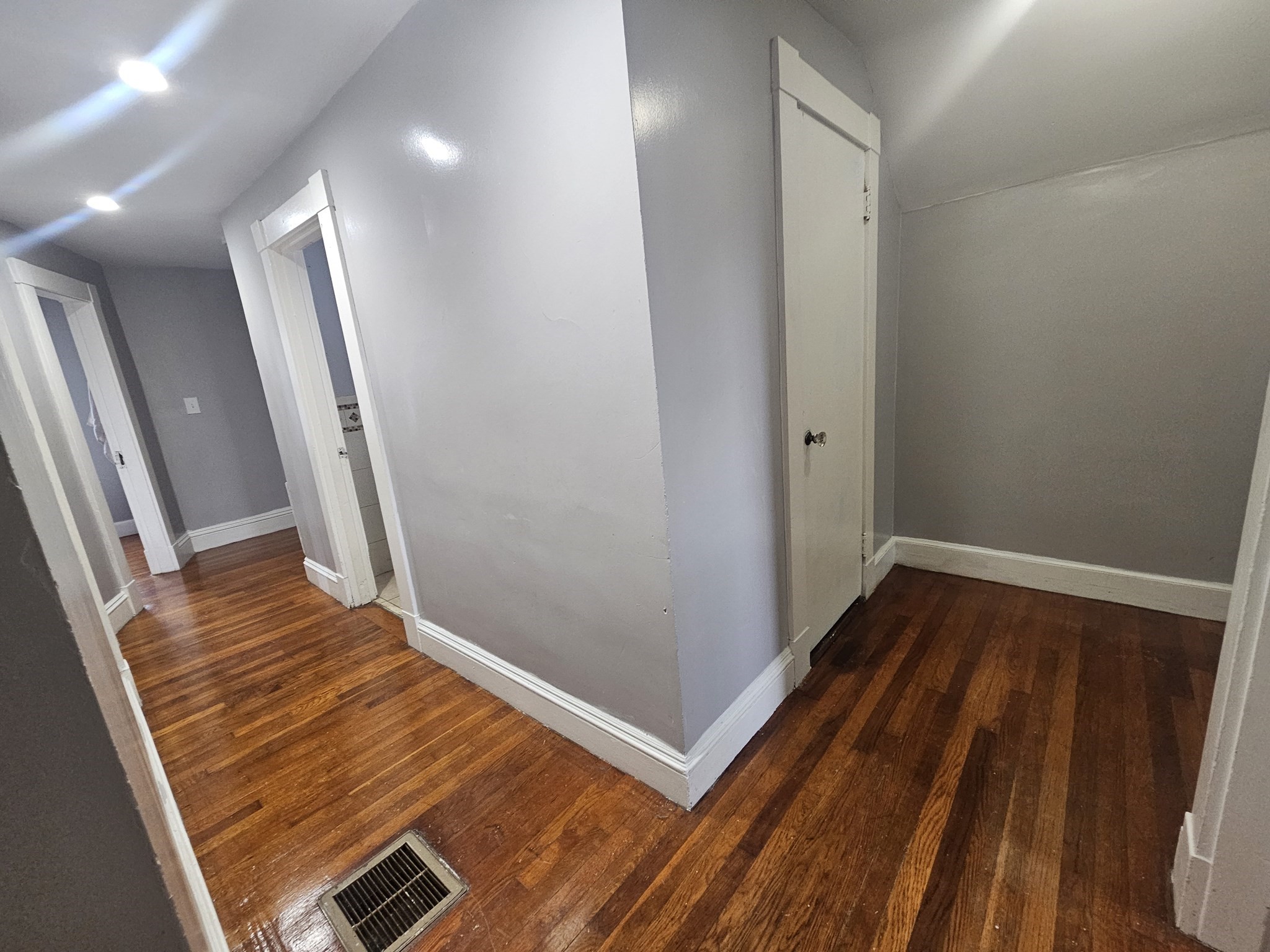 35 Farmland Rd Property Photo 27