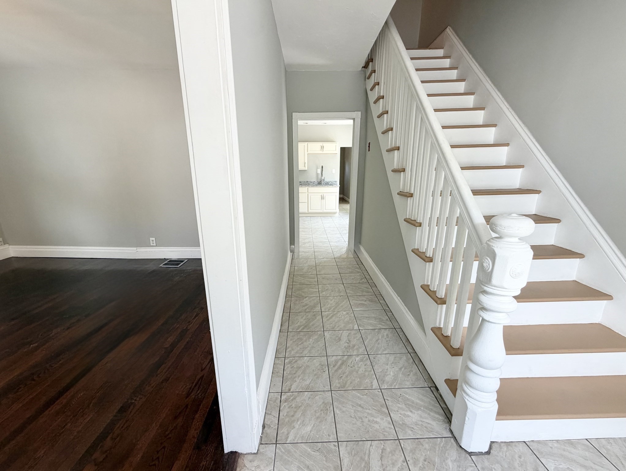 109 Culley St Property Photo 9