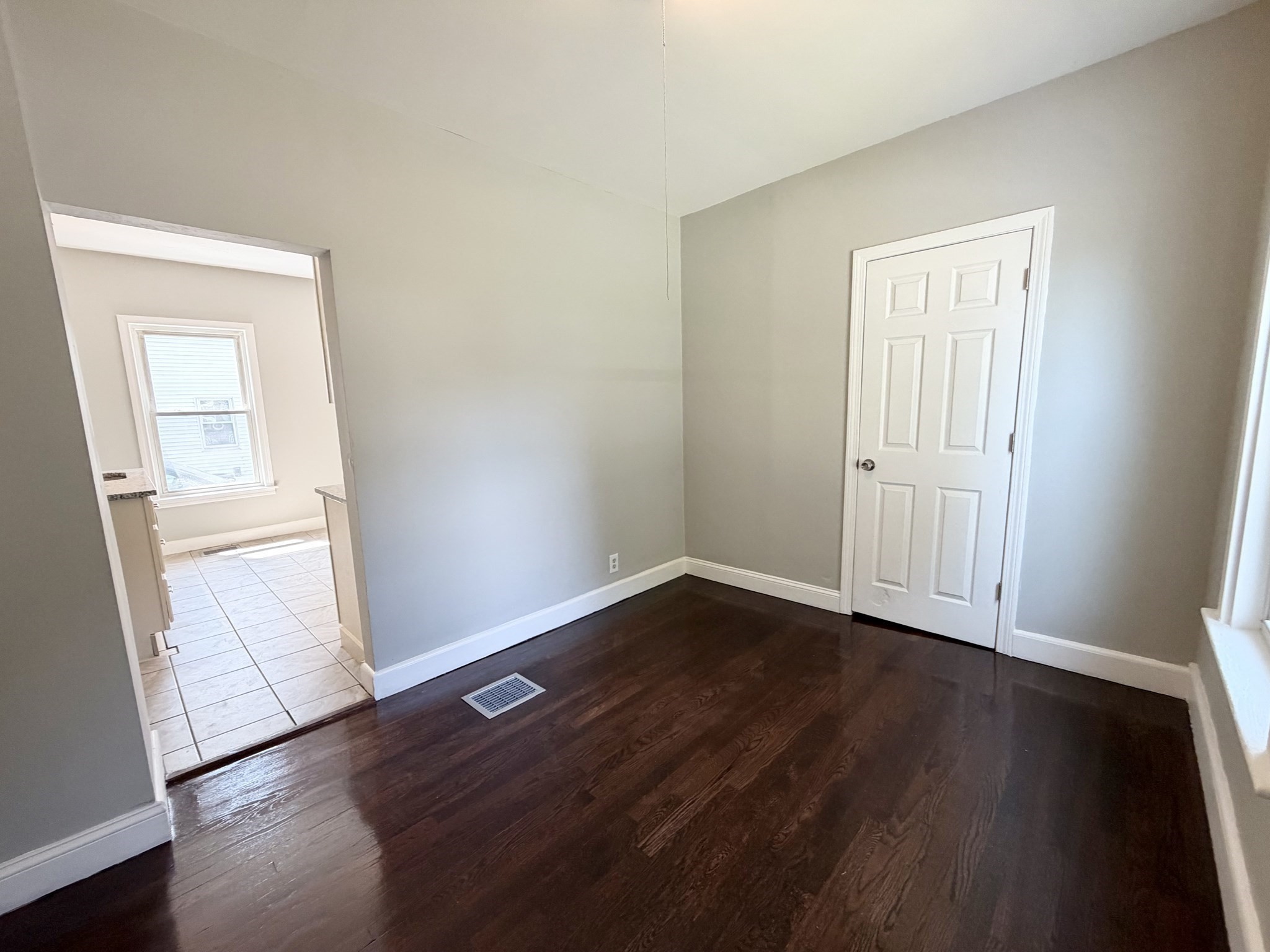 109 Culley St Property Photo 18