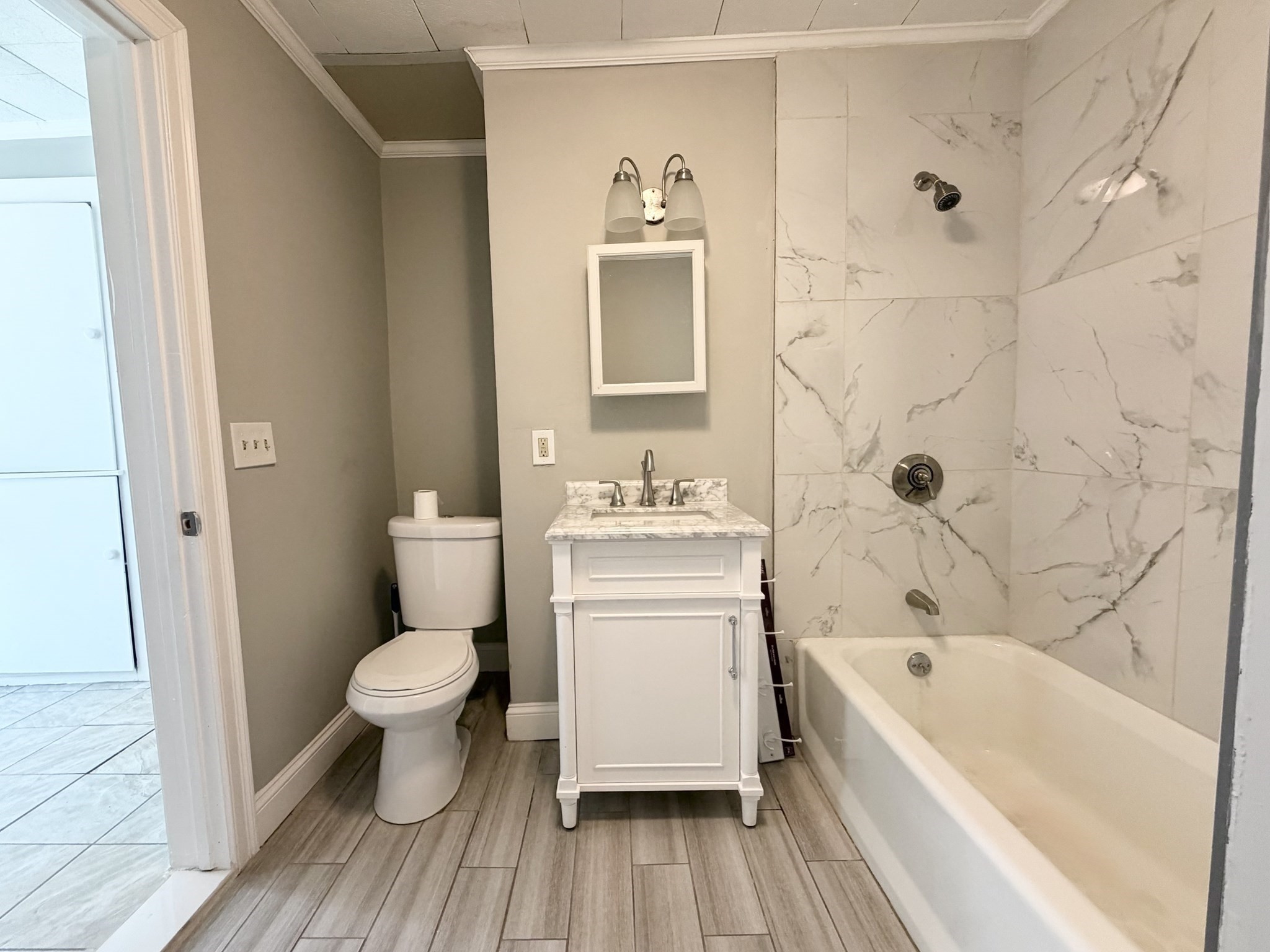 109 Culley St Property Photo 21