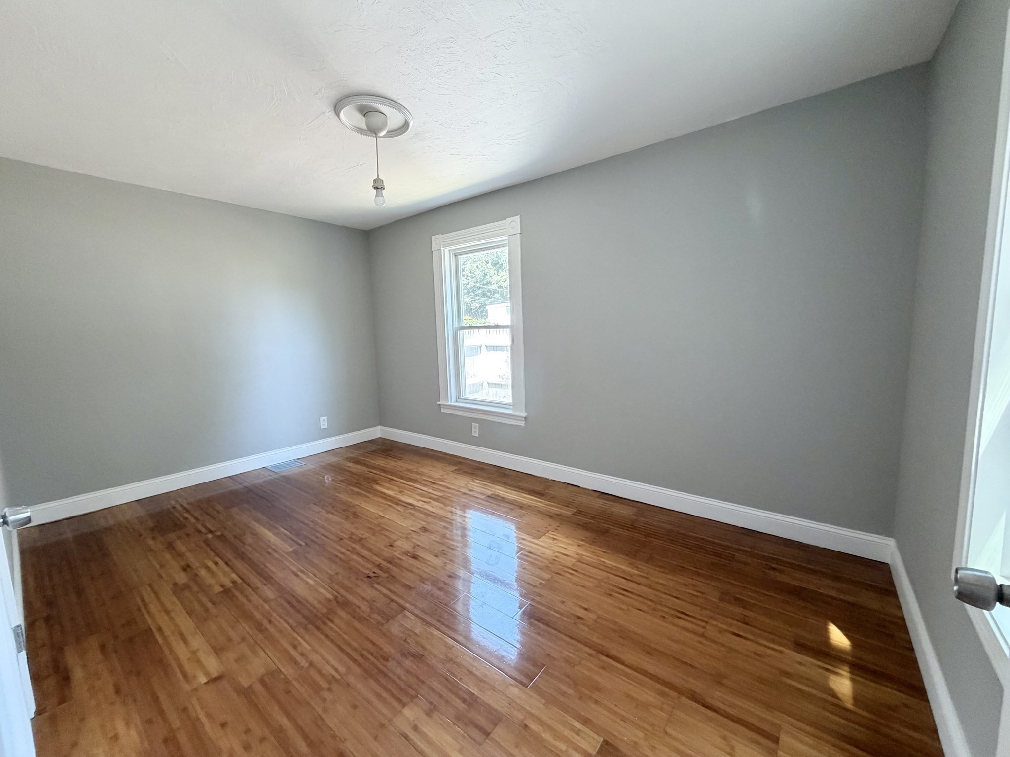 109 Culley St Property Photo 23