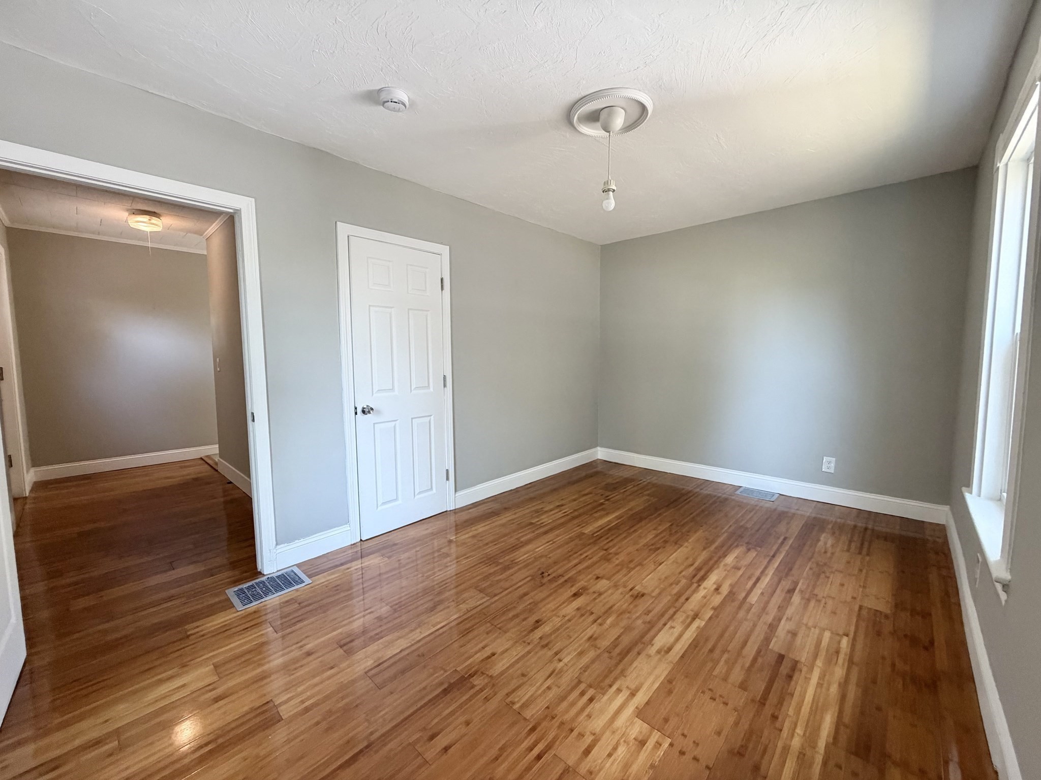 109 Culley St Property Photo 26