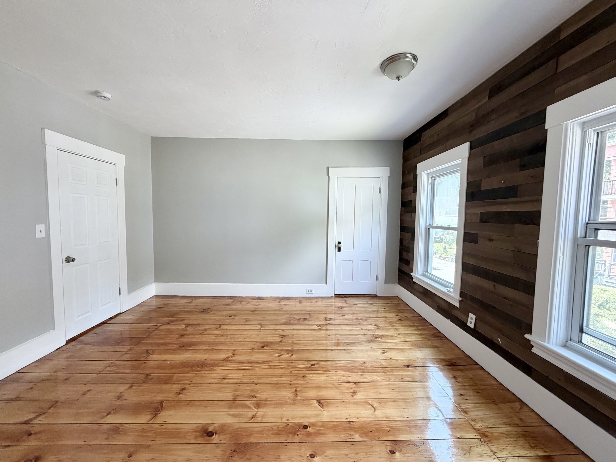 109 Culley St Property Photo 28