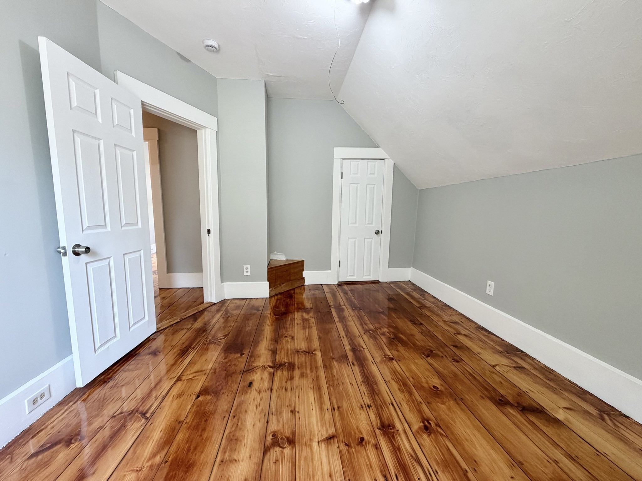 109 Culley St Property Photo 31