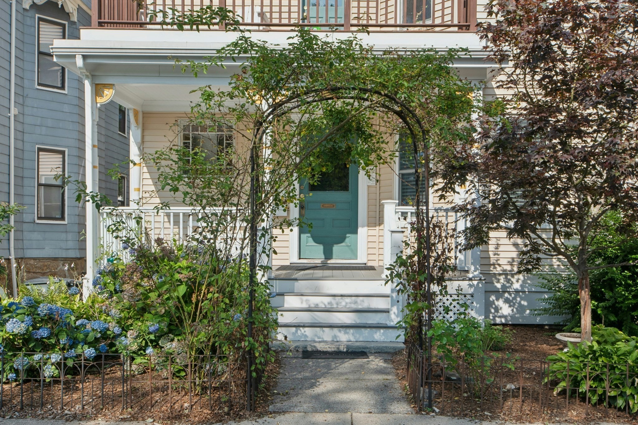 42 Wyman St # 3 Property Photo 1