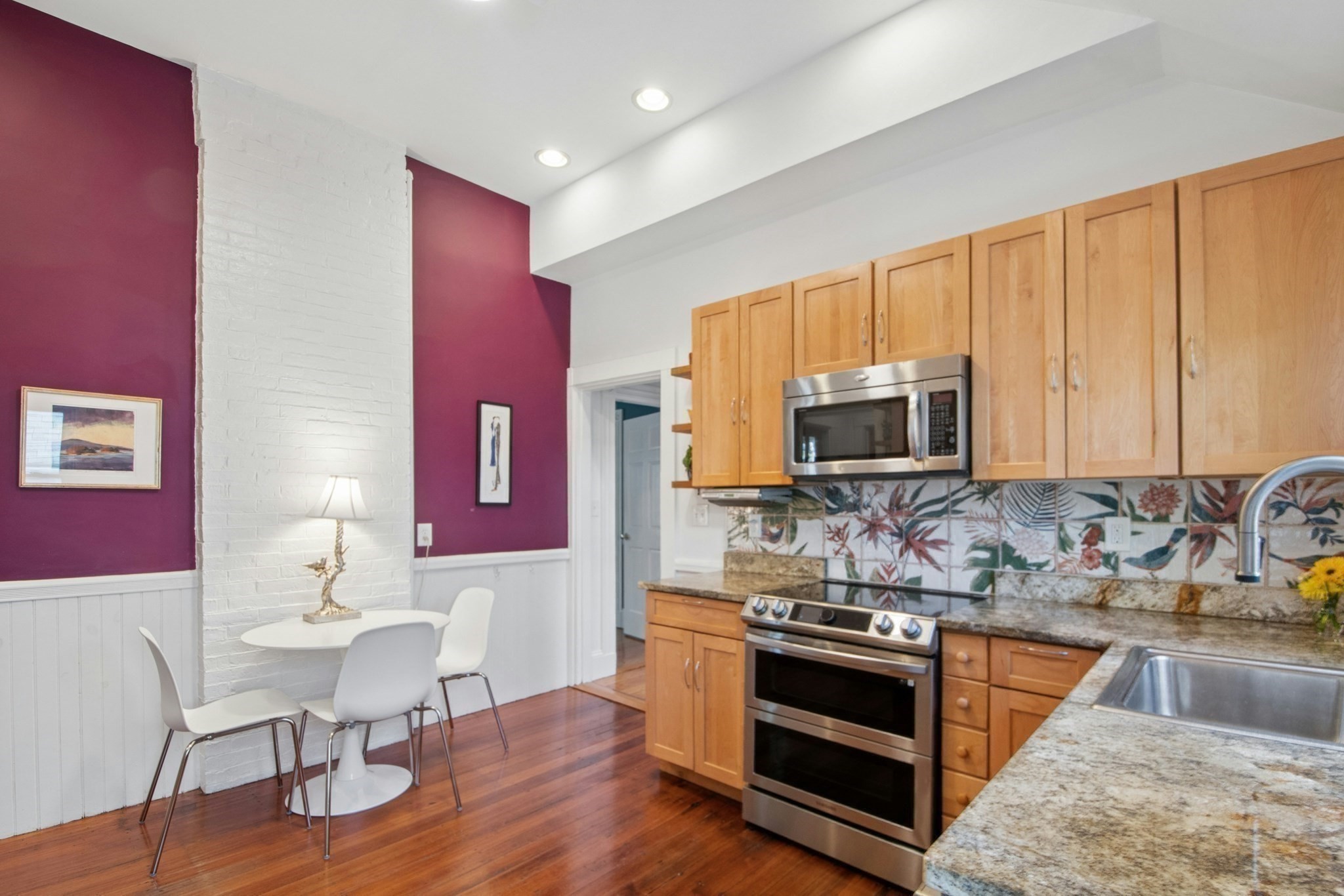 42 Wyman St # 3 Property Photo 3