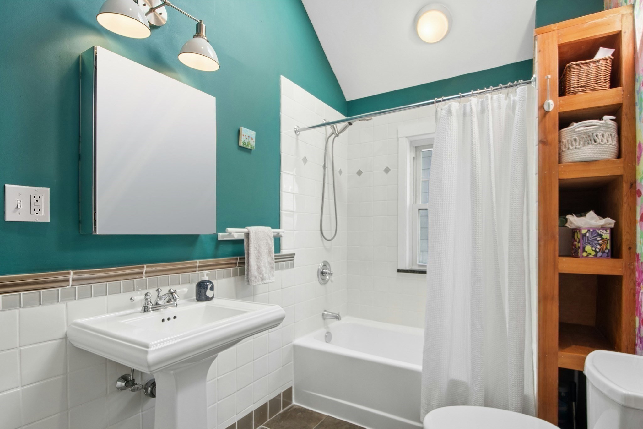 42 Wyman St # 3 Property Photo 11